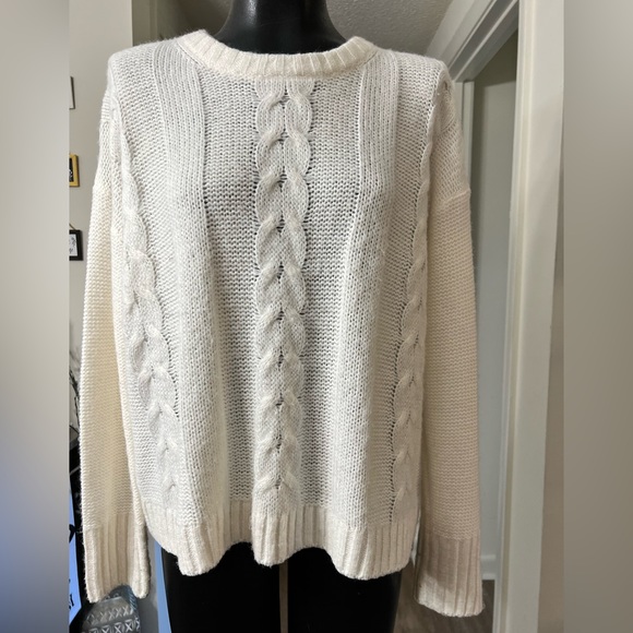 Banana Republic Sweaters - Banana Republic Womens Cable Knit Sweater Sz L